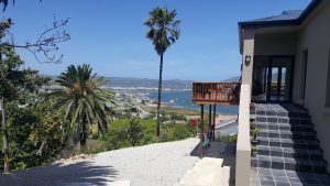 Knysna Paradise garden View of Heads